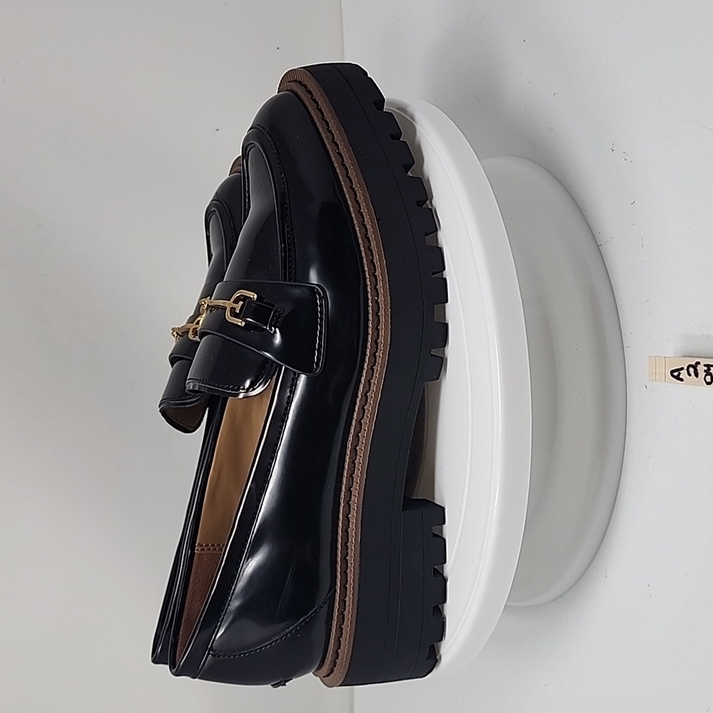 SAM EDELMAN Laurs Lug Sole Loafer color Black Shiny Box Size 8